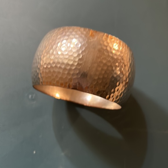 3/$20 Hammered Design Bangle Bracelet - Picture 9 of 9